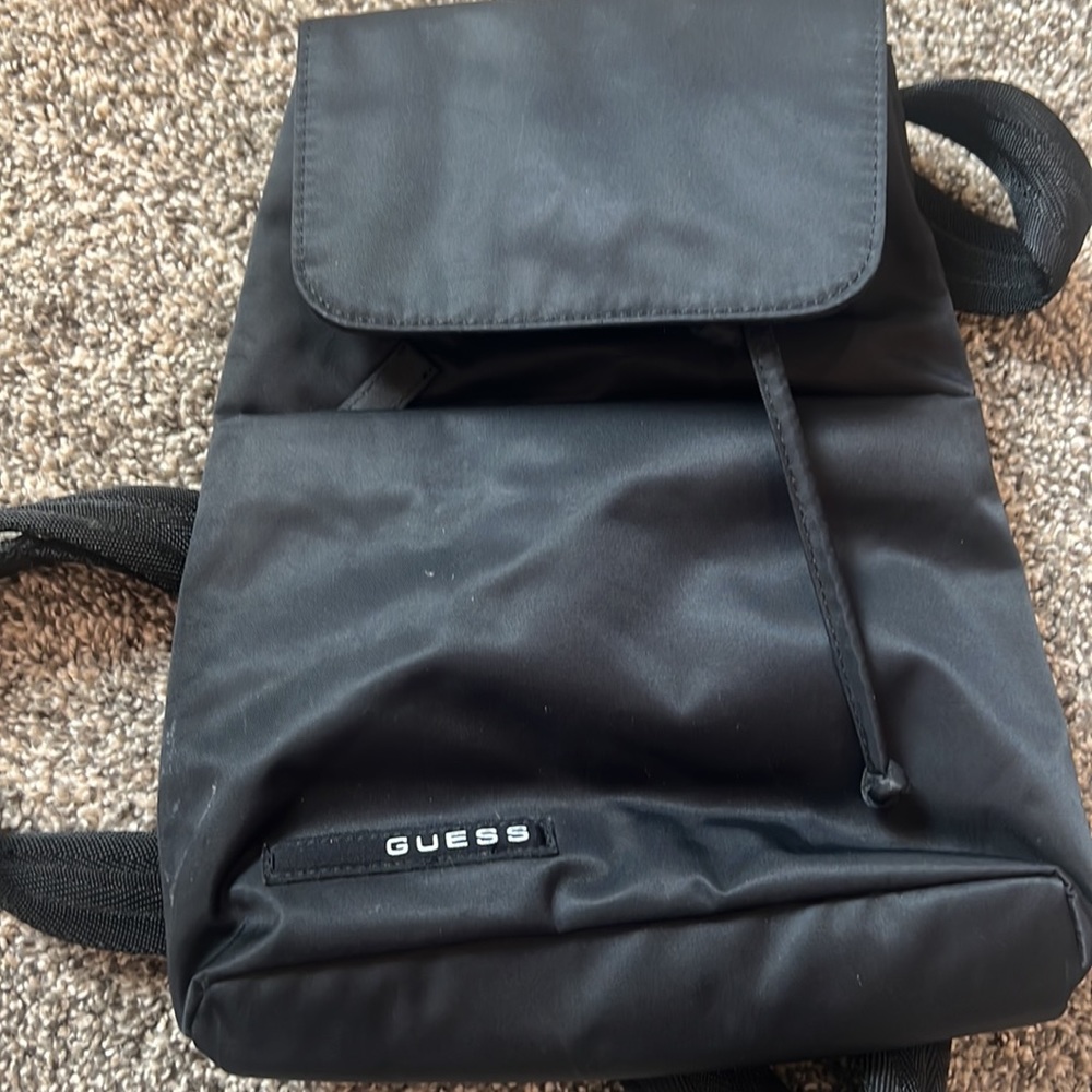 Mini guess backpack - Picture 4 of 4